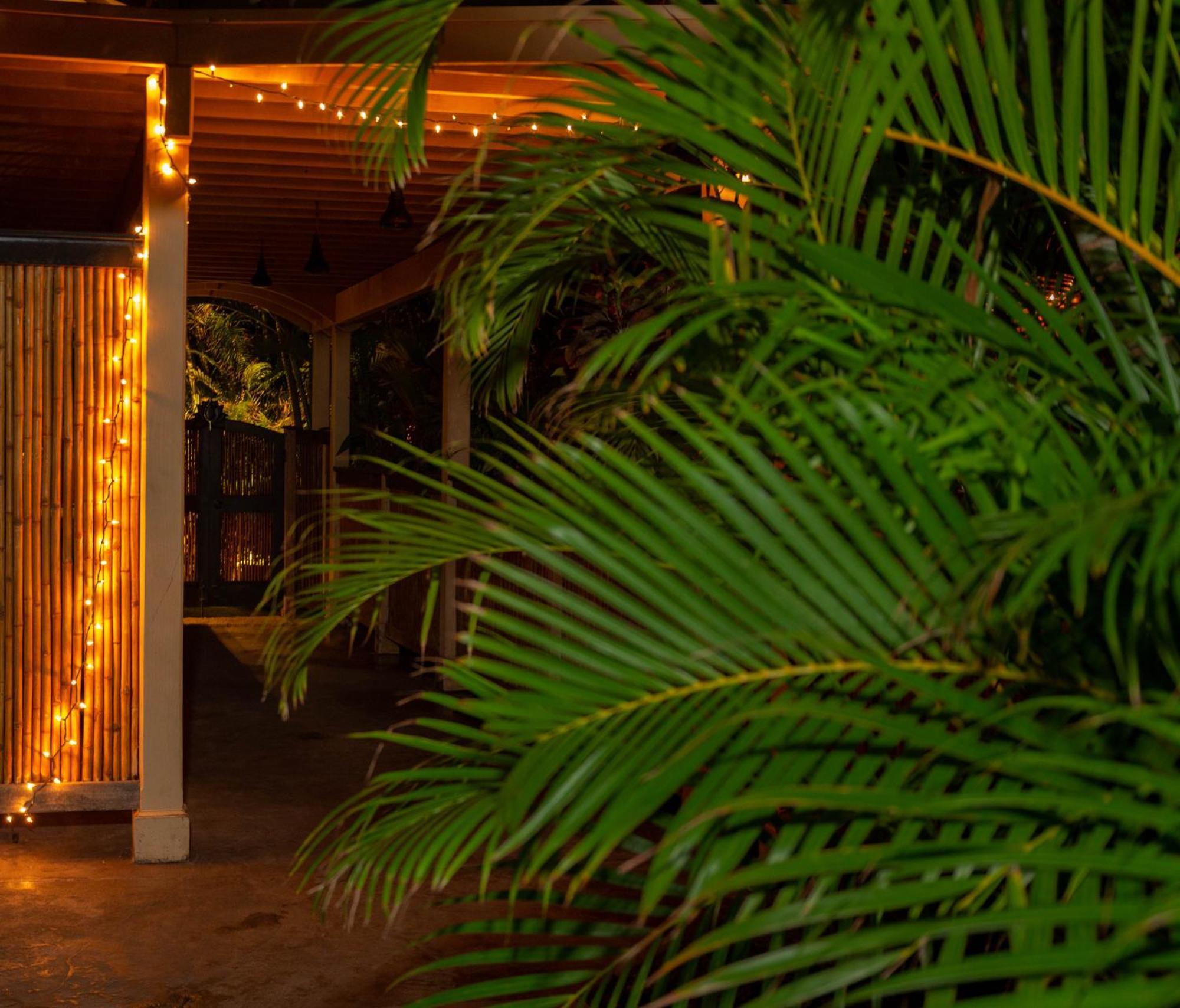 Plumeria Suite, 2-Bedrooms, Sleeps 6, Pool & Bbq, Pre-Renovation Summer Sale คิเฮอิ ภายนอก รูปภาพ